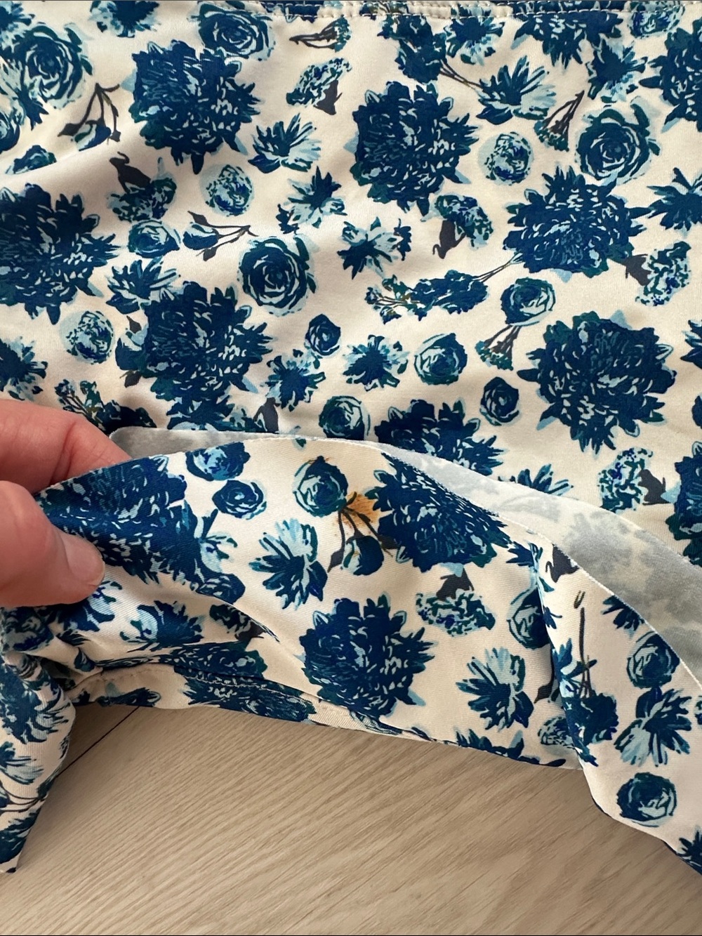 Albion Blue Floral Tie-Front Crop Top - Picture 4 of 4